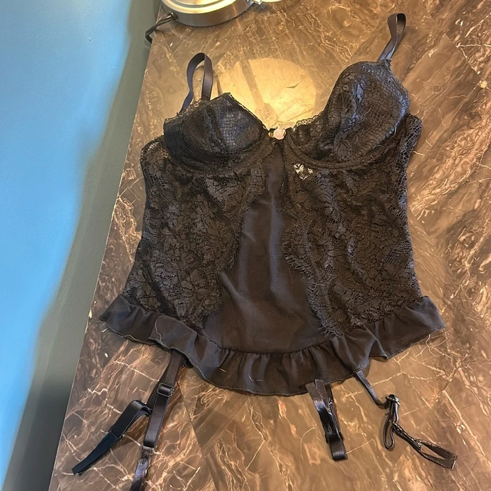 Sexy lace corset - Picture 1 of 6